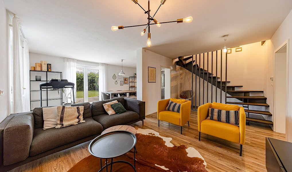 Prodej domu 206 m² s pozemkem 637 m², Staré Město – náhled fotky 5