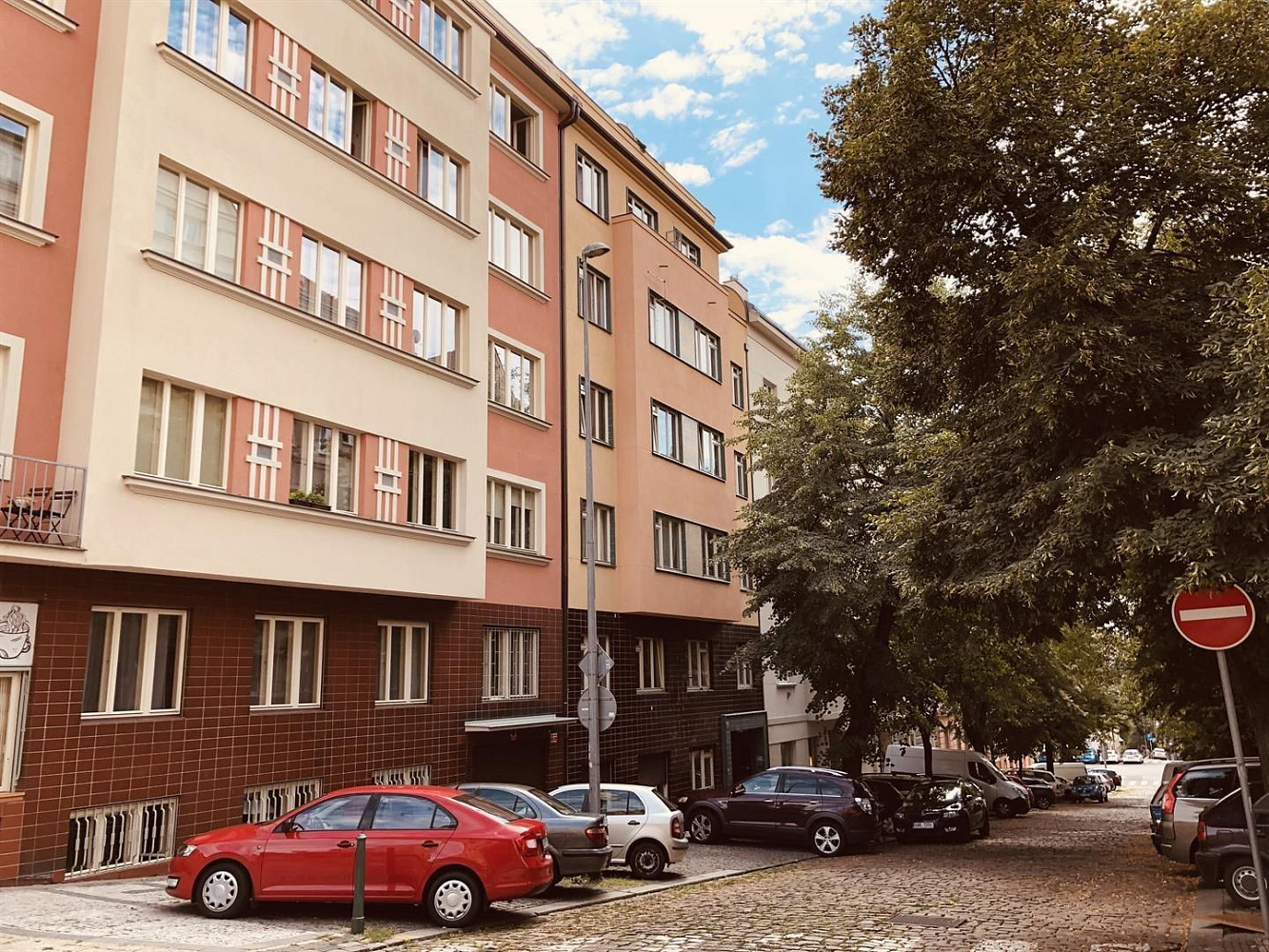 Pronájem bytu 1+kk 26 m² — photo 2