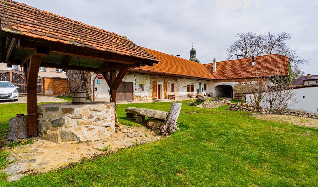 Prodej domu 560 m² s pozemkem 3 596 m², Chrášťany – náhled fotky 26