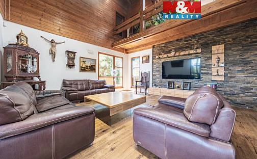 Prodej domu 494 m² s pozemkem 1 286 m², Ve Stráni, Chomutov