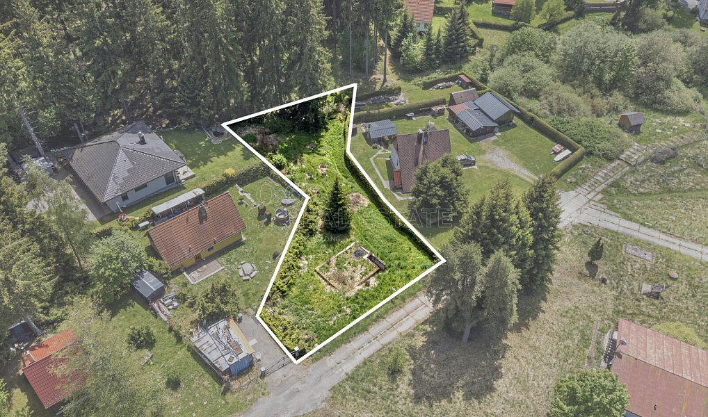 Prodej stavebního pozemku 900 m², Frymburk – fotka 1 z 9