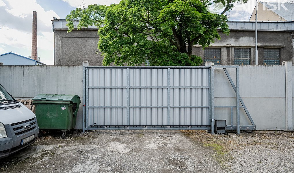 Prodej obchodních prostor 1 104 m², Ostrava – náhled fotky 13