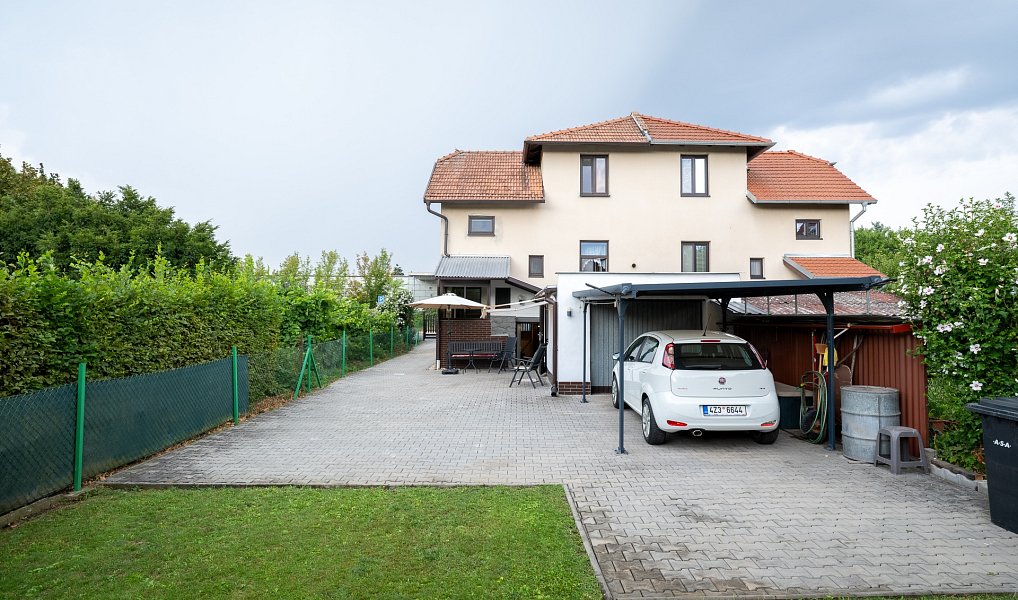 Prodej domu 150 m² s pozemkem 311 m², Ivančice – náhled fotky 33