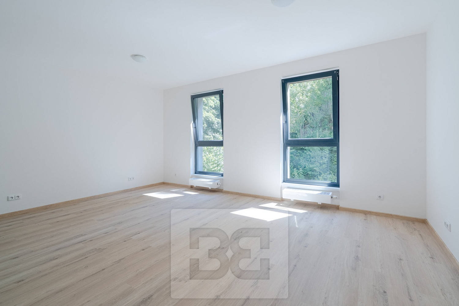 Pronájem bytu 1+kk 37 m², Liberec I-Staré Město