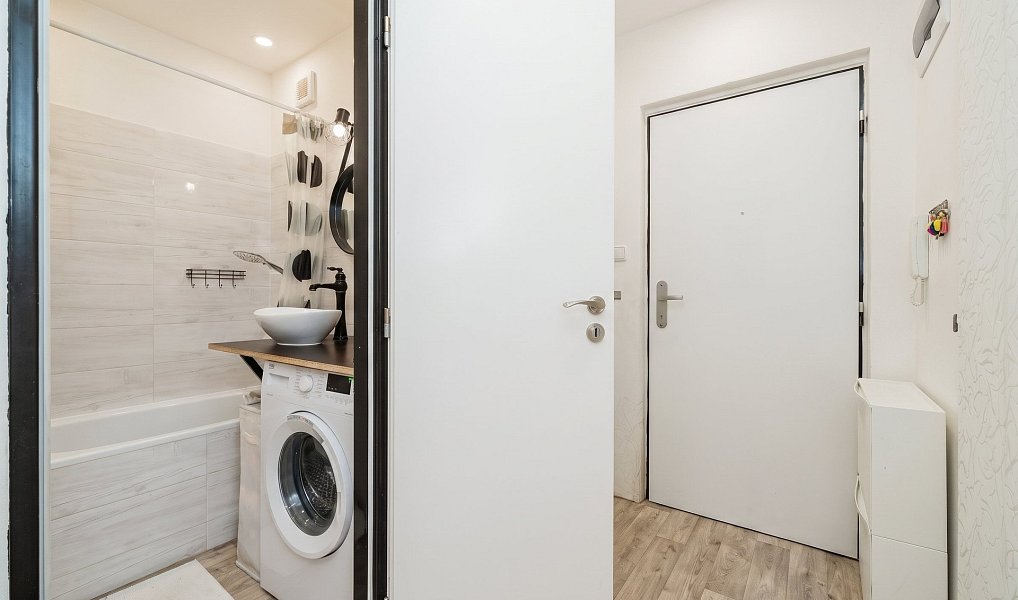 Prodej bytu 2+kk 43 m², Neratovice – náhled fotky 14