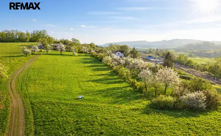 Prodej stavebního pozemku 4 299 m², Libuň, okres Jičín