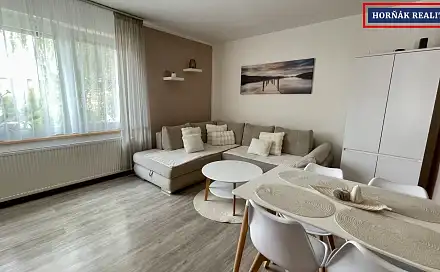 Prodej bytu 3+1 80 m², Plk. Malečka, Bučovice, okres Vyškov