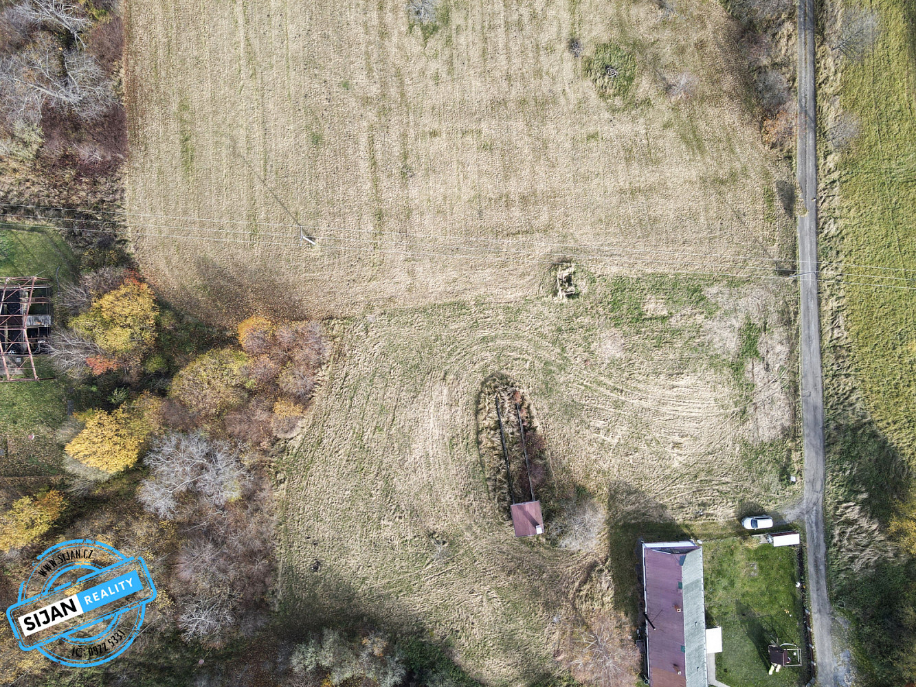 Prodej stavebního pozemku 1 792 m² – fotografie 3
