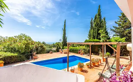 Prodej domu 279 m² s pozemkem 1 074 m²