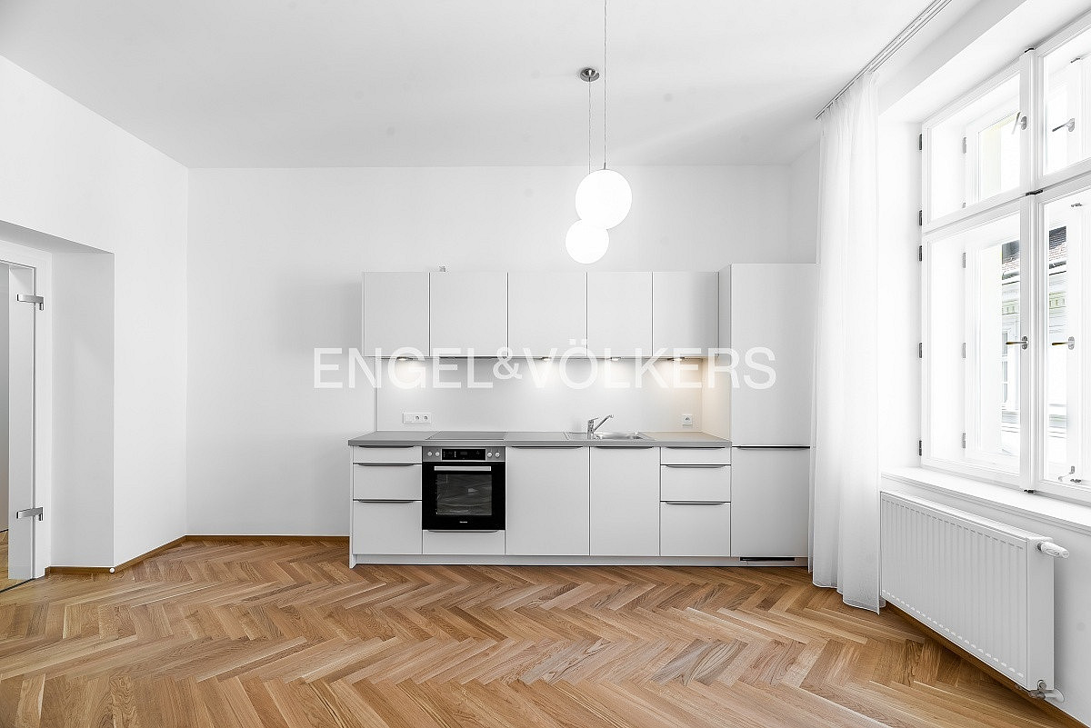 Pronájem bytu 3+kk 87 m² – fotografie 2