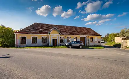 Prodej domu 935 m² s pozemkem 1 413 m², Budeč, okres Jindřichův Hradec