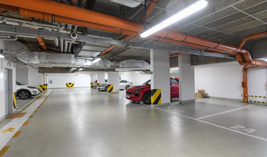 Prodej bytu 4+kk 135 m², Praha – náhled fotky 34