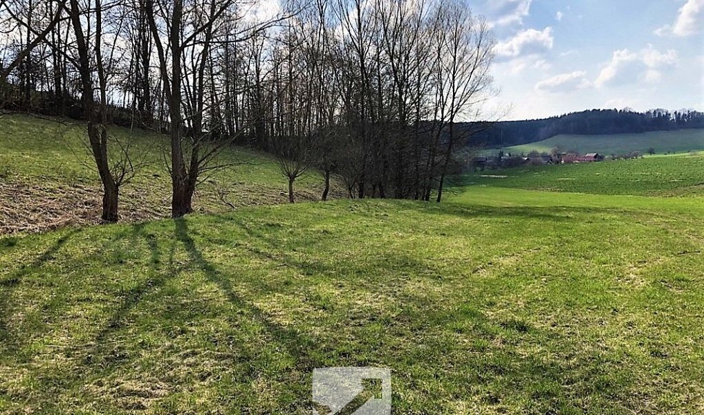 Prodej pole 3 277 m², Bílá – náhled fotky 2