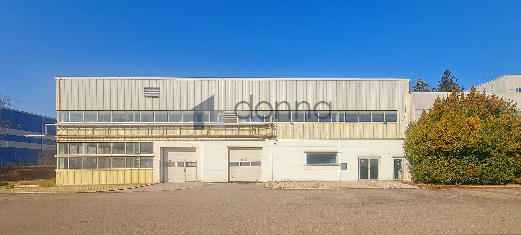 Pronájem obchodních prostor 1 137 m² – fotografie 3