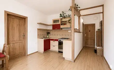 Pronájem bytu 2+kk 36 m², nám. Tržní, Liberec - Liberec I-Staré Město