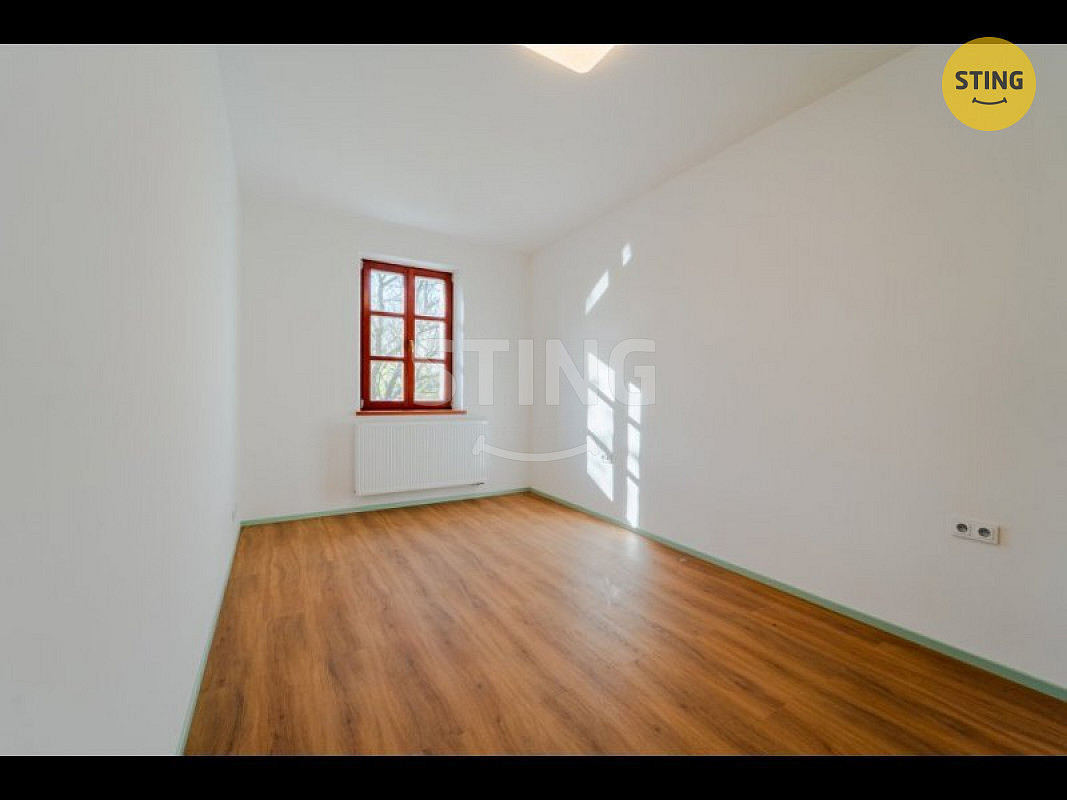 Pronájem bytu 3+kk 72 m² – fotografie 4