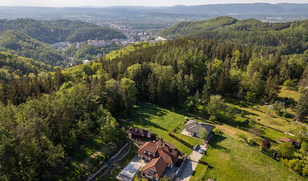Prodej stavebního pozemku 3 902 m², Karlovy Vary – náhled fotky 5