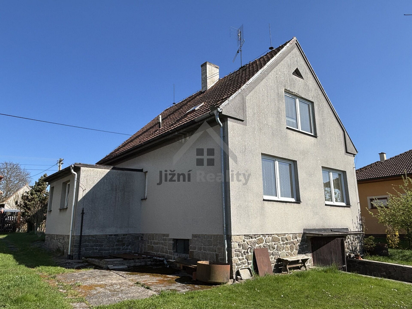 Prodej domu 180 m² s pozemkem 1 010 m² – fotografie 2