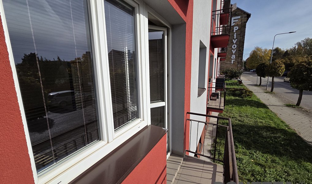 Pronájem bytu 3+1 61 m², Hořice – náhled fotky 4