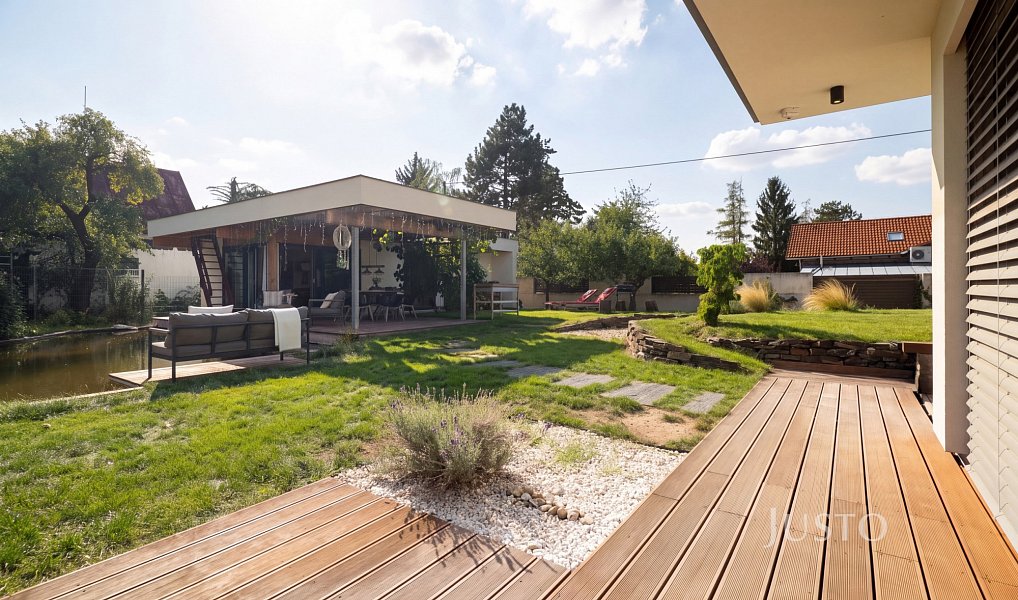 Prodej domu 349 m² s pozemkem 1 385 m², Ohrobec – náhled fotky 44