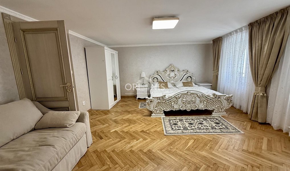 Prodej domu 351 m² s pozemkem 462 m², Karlovy Vary – náhled fotky 5