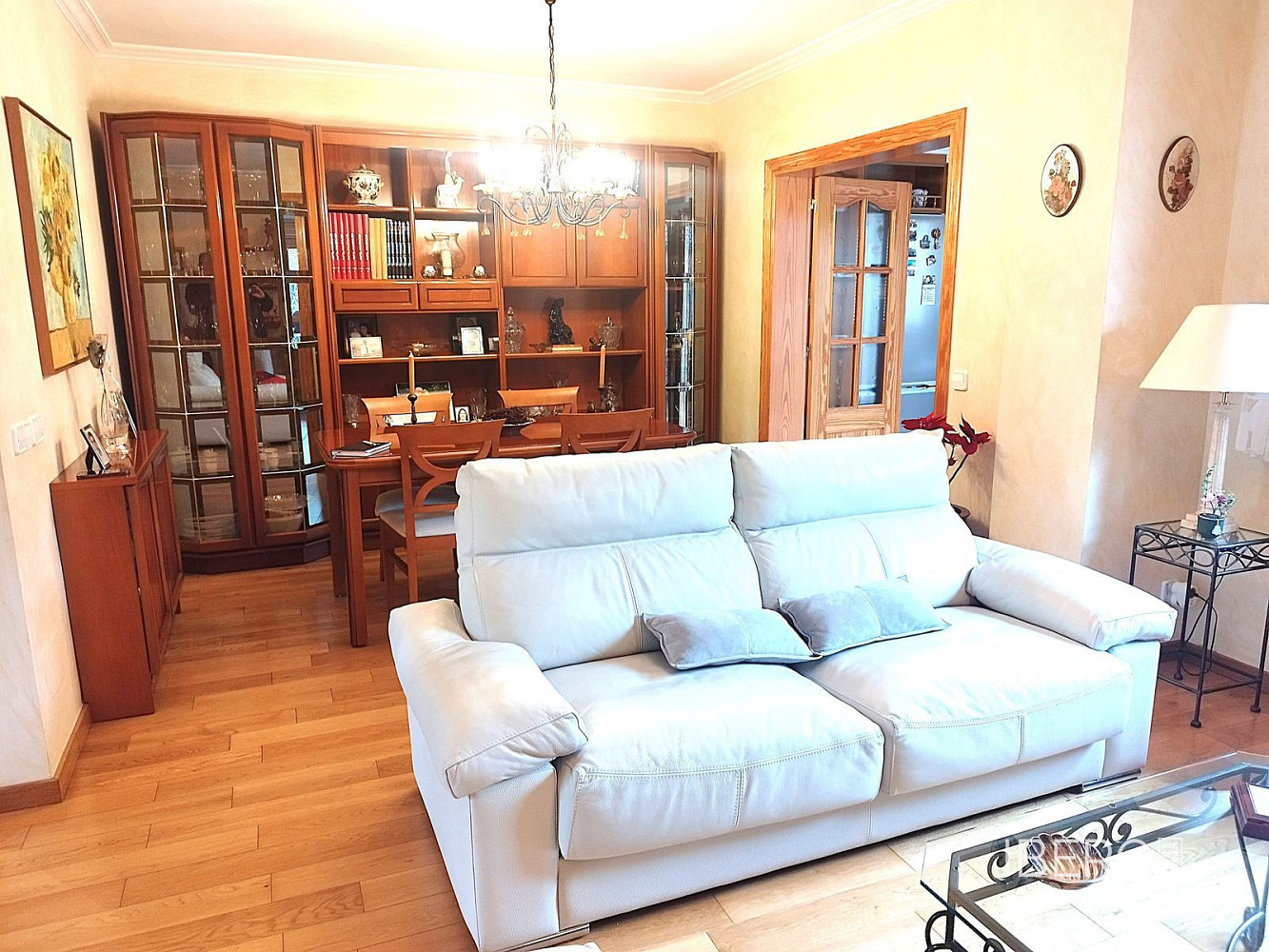 Prodej domu 200 m² s pozemkem 200 m² — photo 2