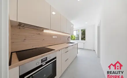Pronájem bytu 3+1 65 m², Polská, Ústí nad Orlicí