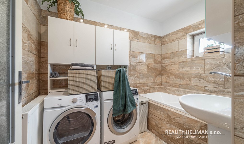 Prodej domu 154 m² s pozemkem 1 844 m², Jenštejn – náhled fotky 8