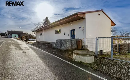 Prodej domu 161 m² s pozemkem 459 m², Borovany, okres Písek