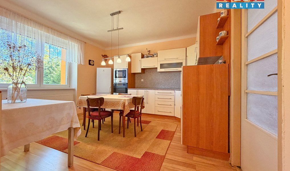Prodej domu 166 m² s pozemkem 893 m², Tábor – náhled fotky 13