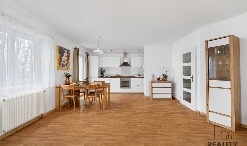 Prodej bytu 4+kk 110 m², Poděbrady – náhled fotky 2