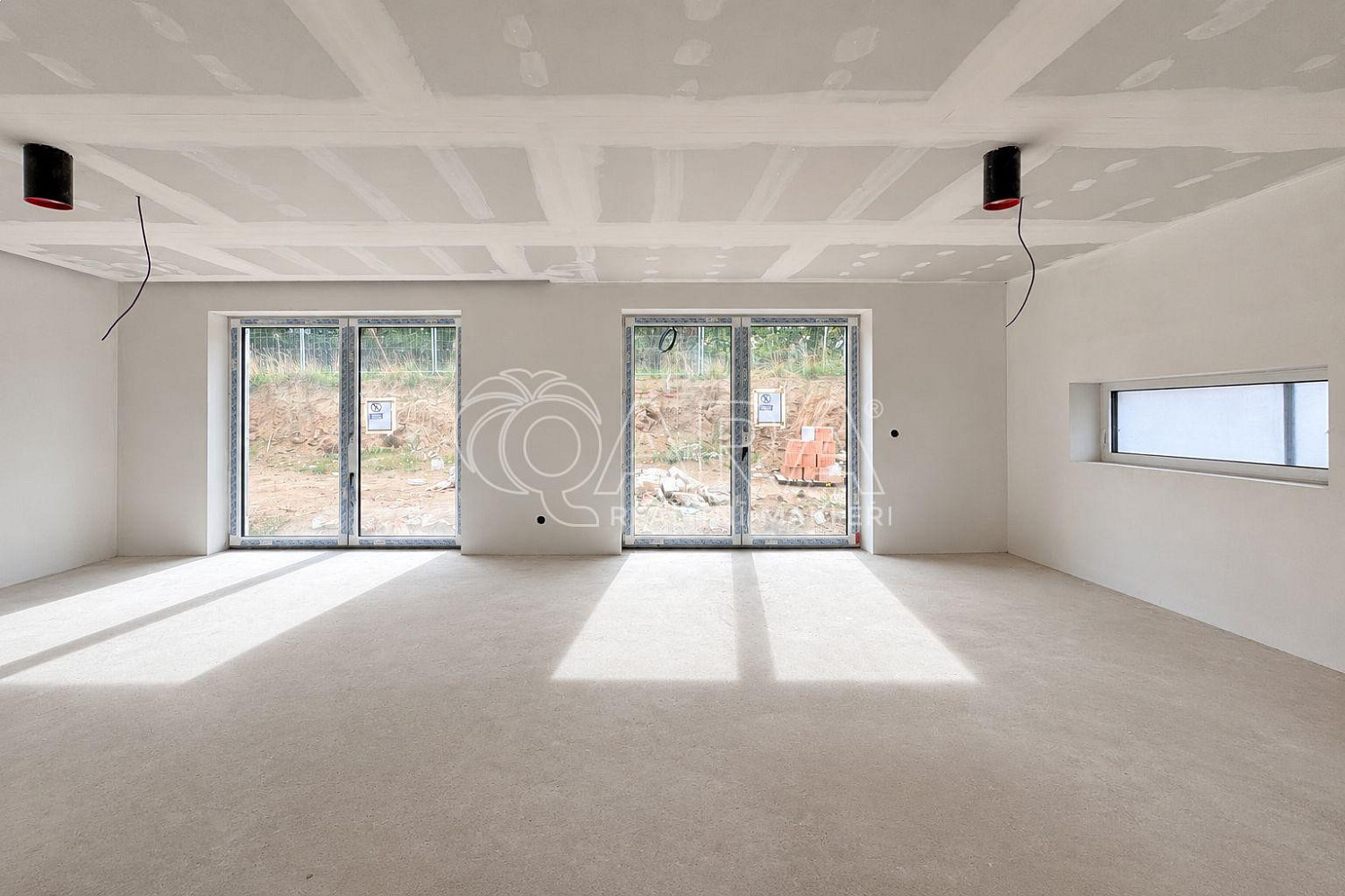 Prodej domu 159 m² s pozemkem 439 m² – fotografie 3
