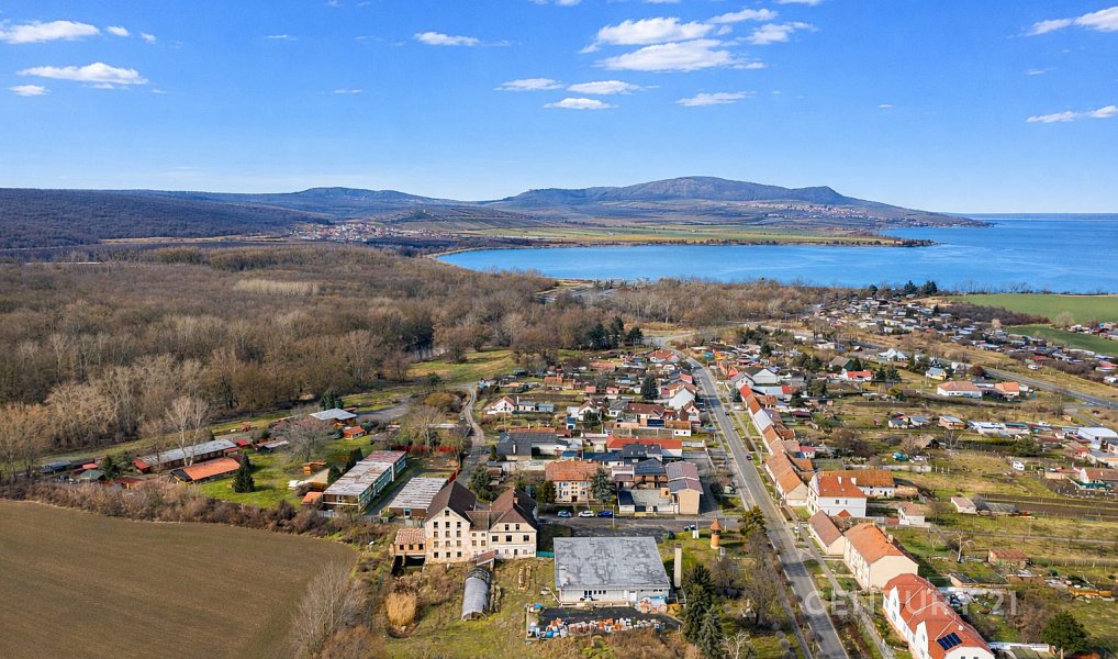 Prodej domu 2 133 m² s pozemkem 6 094 m², Přítluky – náhled fotky 4