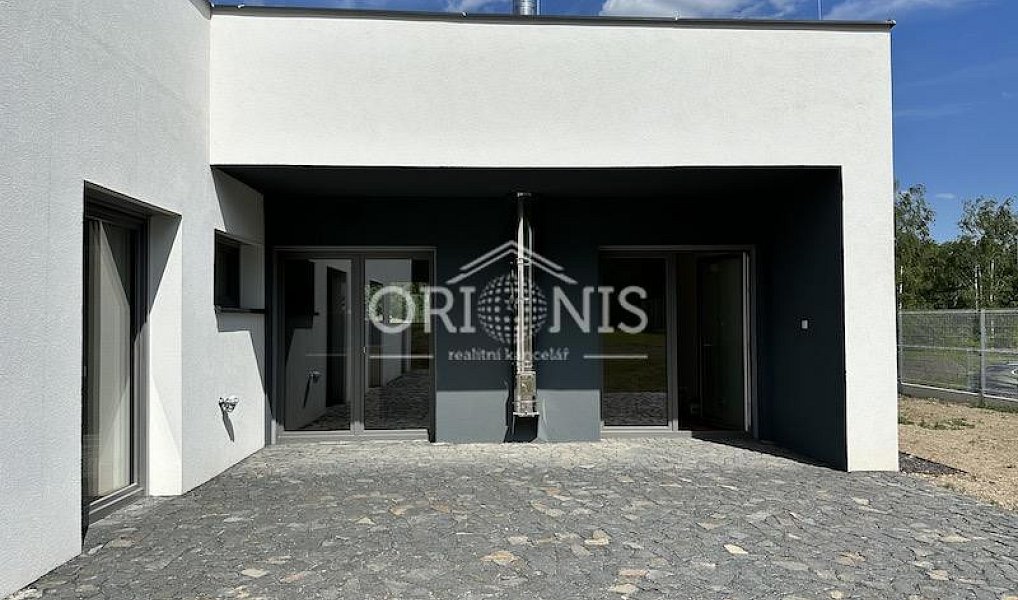 Prodej domu 124 m² s pozemkem 1 030 m², Chomutov – náhled fotky 2