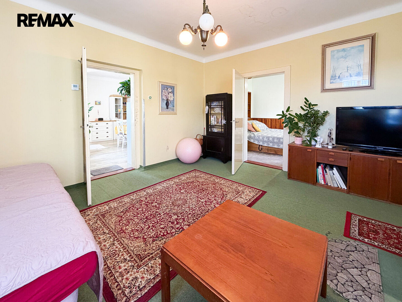 Prodej domu 141 m² s pozemkem 525 m² – fotografie 2