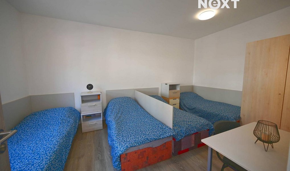 Prodej ubytovacího objektu 215 m², Praha – náhled fotky 8