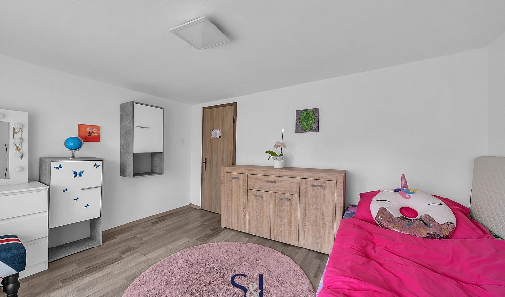 Prodej domu 180 m² s pozemkem 1 497 m², Bulovka – náhled fotky 11