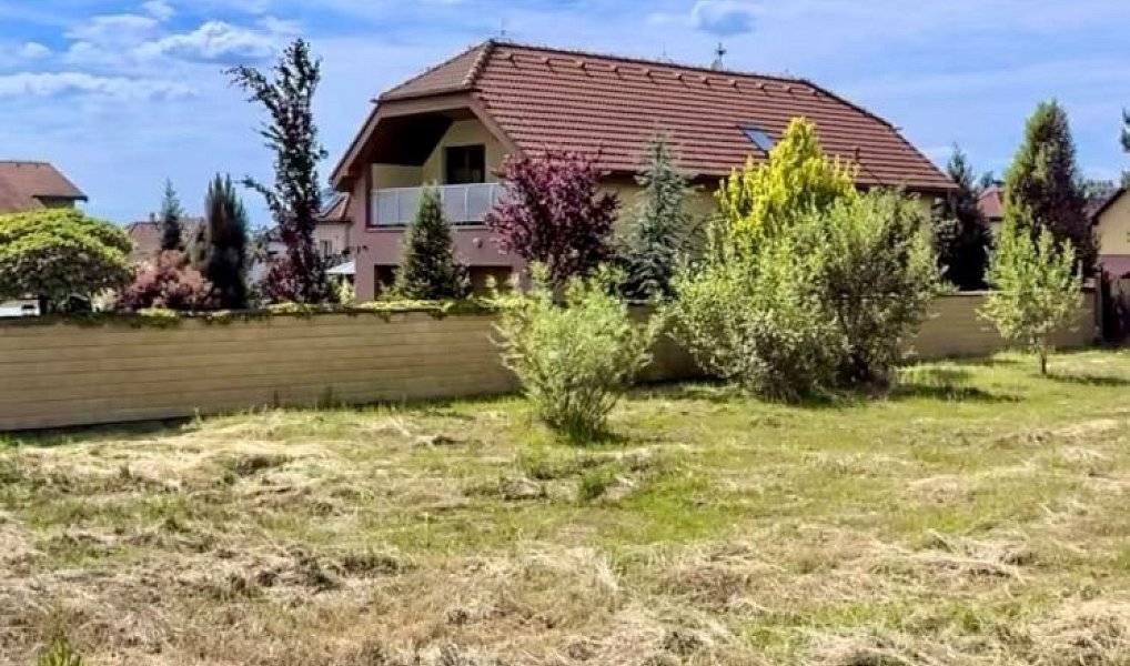 Prodej stavebního pozemku 805 m², Rudná – náhled fotky 3