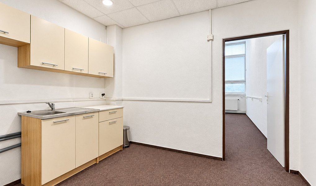 Pronájem kanceláře 48 m², Ostrava – náhled fotky 5