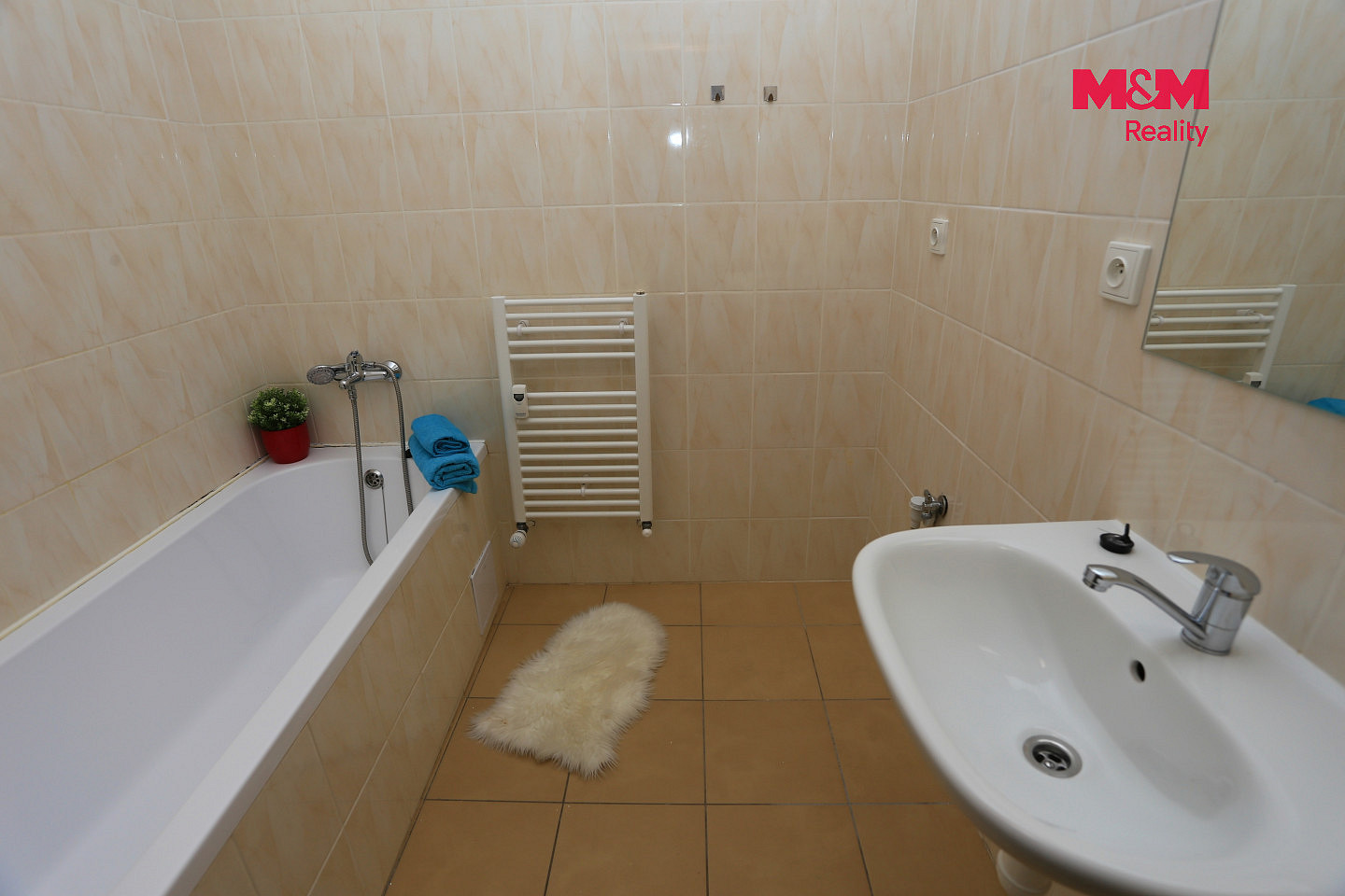 Pronájem bytu 2+kk 56 m² — photo 2