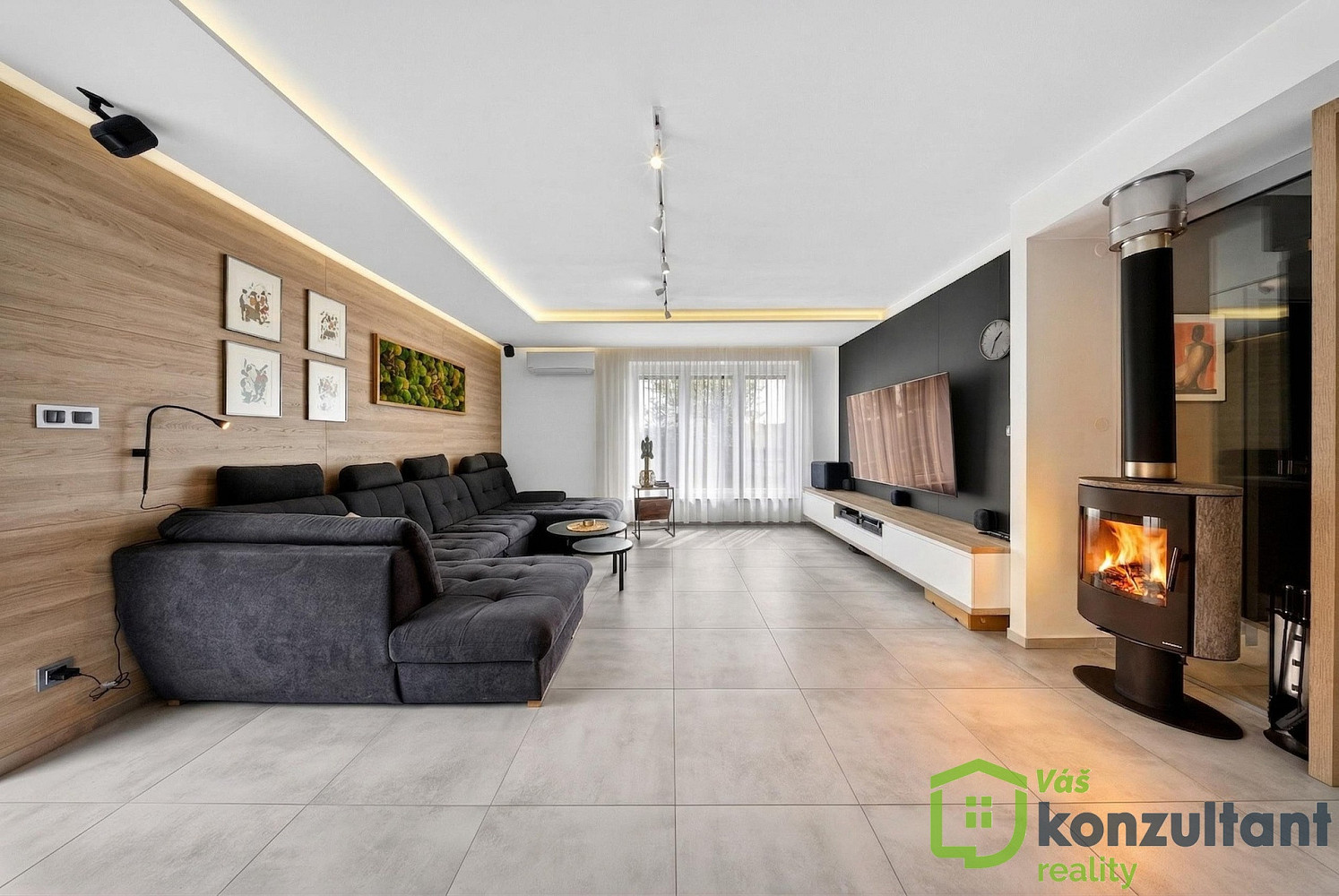 Prodej domu 151 m² s pozemkem 572 m² — photo 2