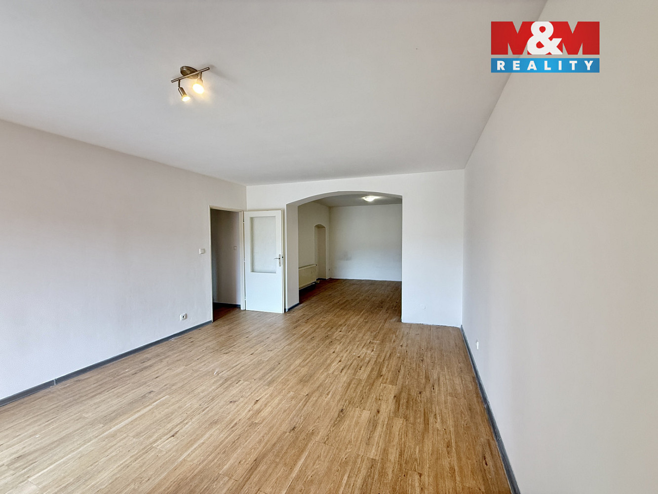 Pronájem bytu 3+kk 85 m² — photo 2