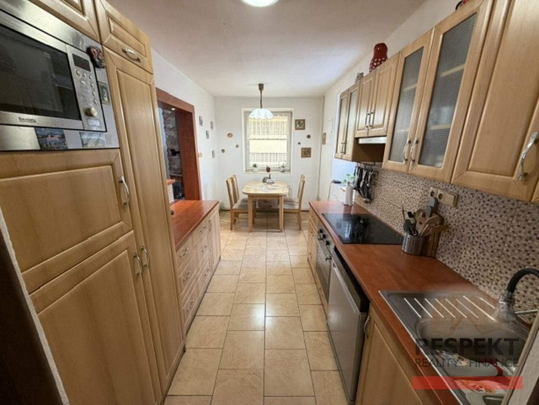 Prodej domu 204 m² s pozemkem 375 m² — photo 3