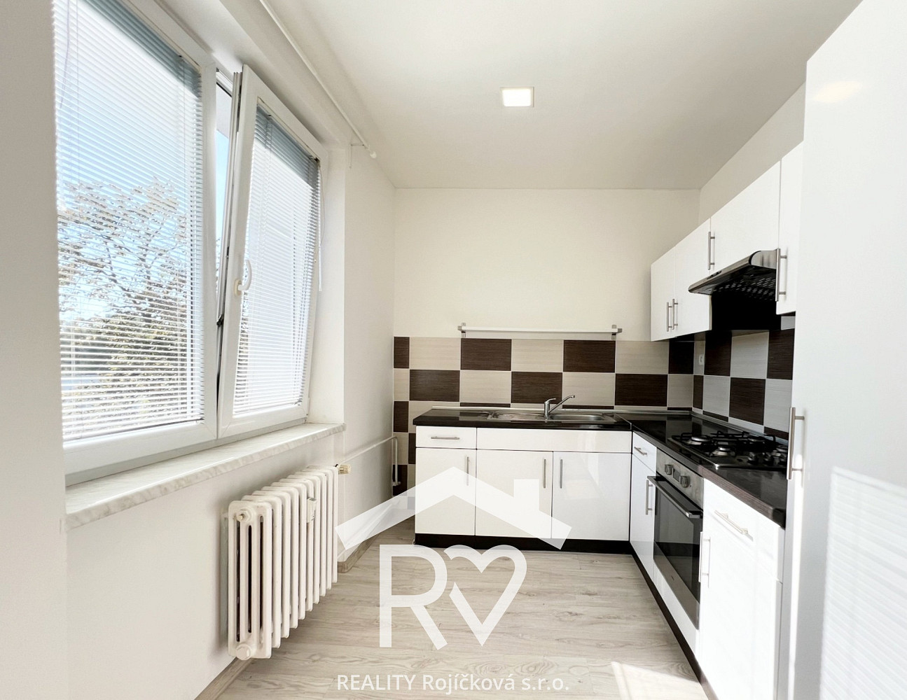 Pronájem bytu 2+1 52 m² – fotografie 5