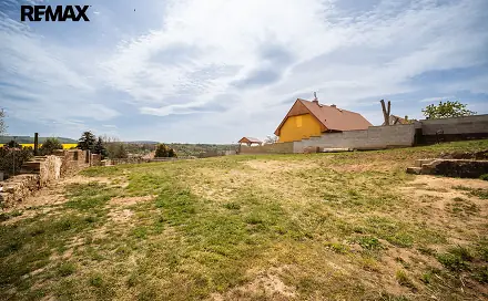 Prodej stavebního pozemku 820 m², Holedeč, okres Louny