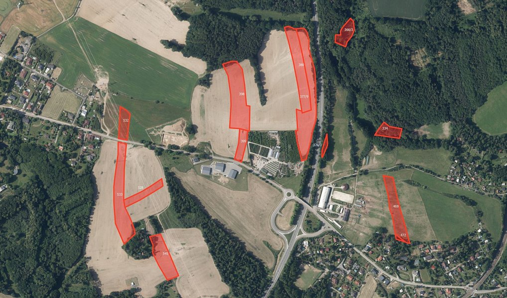Prodej pozemku, 22927 m², Benešov, Čtyřkoly
