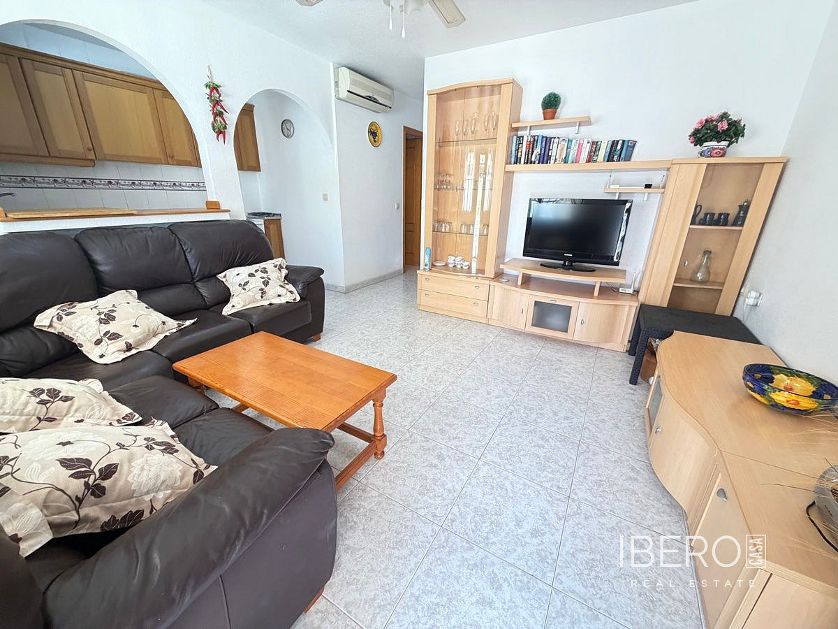 Piso 3+kk – Villamartin - Más