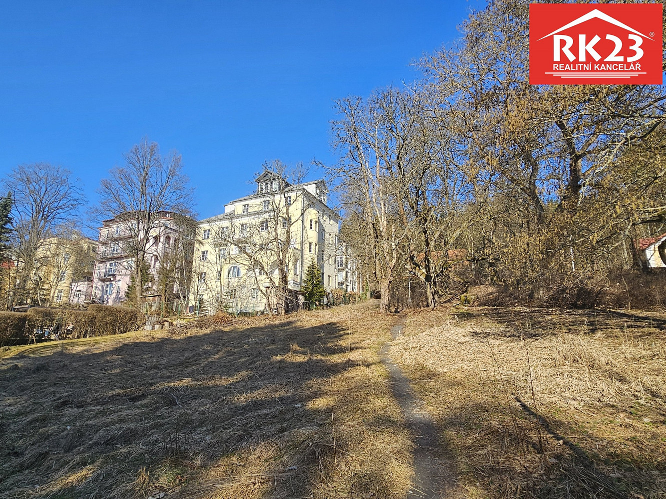 Prodej komerčního pozemku 3 377 m²