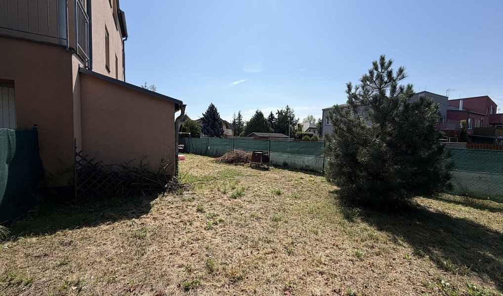 Prodej bytu 3+kk 74 m², Šestajovice – náhled fotky 29