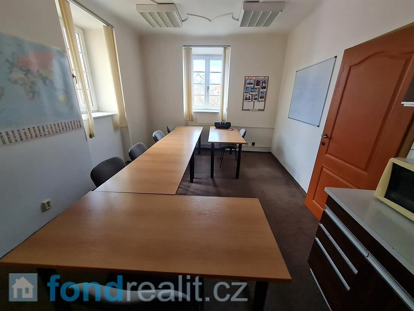 Pronájem kanceláře 86 m² – fotografie 4